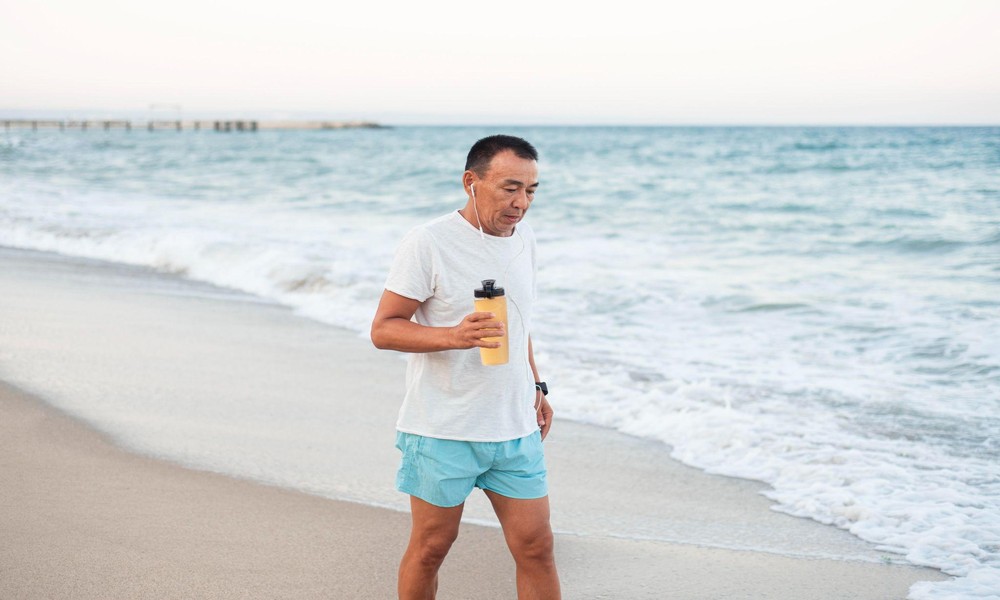 How Hurley Boardwalk Shorts Seamlessly Transition from Ocean to Street