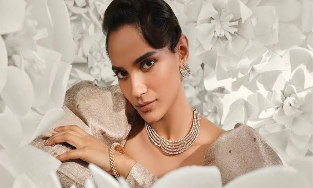 This Diwali Let a Gold Chain for Women Tell Grandma How Much She Means